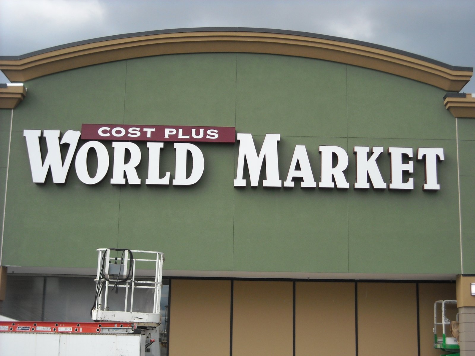 Cost Plus World Market pan channel letters, Lynnwood WA